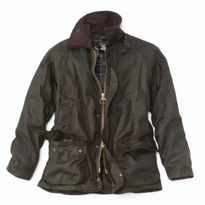 Barbour Beaufort jacket size 42. Olive green